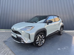 Toyota Yaris Cross - 1.5 Hybrid 130 Launch Edition | Innovation Pack | Pano dak | 360 camera | JBL | Rijklaar