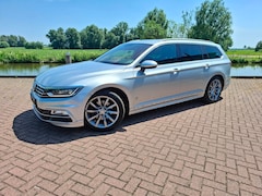 Volkswagen Passat Variant - 1.5 TSI Highline Business R Digi dash leder Apple/android