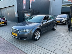 Audi A3 - 1.6 Attraction Trekhaak Airco NAP APK