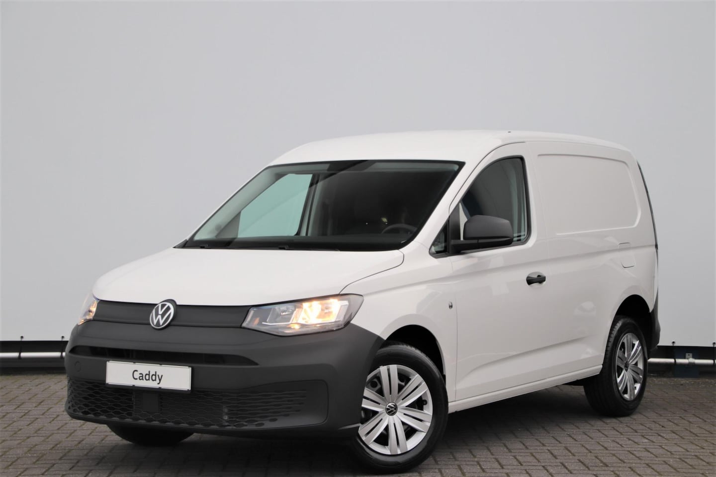 Volkswagen Caddy Cargo - 2.0 TDI 75pk Comfort | Airco | Cruise control | PDC | Digital cockpit | Navigatie via App - AutoWereld.nl