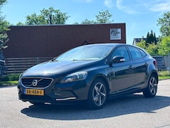 Volvo V40 - 1.6 T2 Kinetic Camera*Cruise*Airco*Trekhaak*LM velgen*6 versnelling