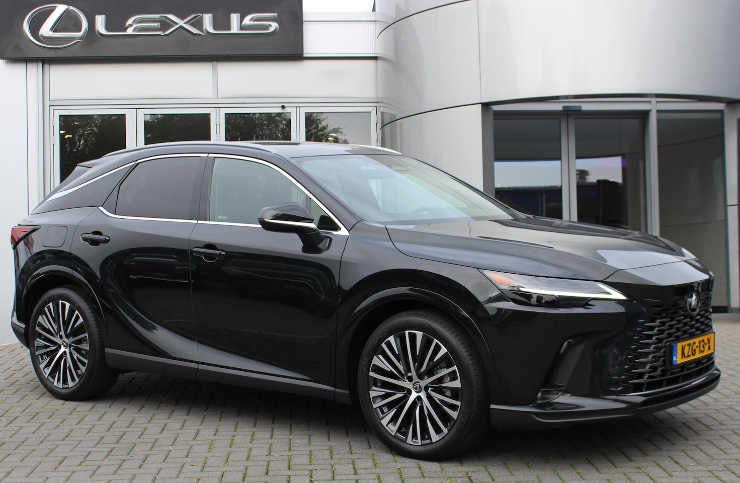 Lexus RX 450h - 450h+ Plug-in Hybrid Luxury Line DIRECT LEVERBAAR STOELVENTILATIE ELEK-STOELEN TRIPLE-LED - AutoWereld.nl