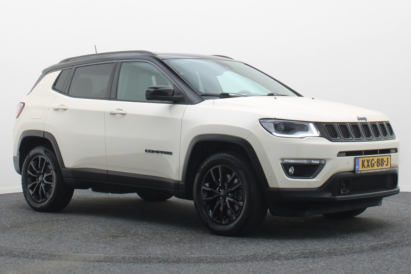 Jeep Compass - 4xe 240 Plug-in Hybrid Electric S Panoramadak, Alpine Sound, Camera, Cruise, Apple Carplay - AutoWereld.nl