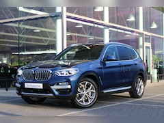 BMW X3 - xDrive30i xLine Automaat / Trekhaak / Panoramadak / Sportstoelen / Comfort Access / Achter