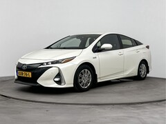 Toyota Prius - 1.8 Plug-in Business Plus | Parkeersensoren V+A | Blindspot | Stoelverwarming |