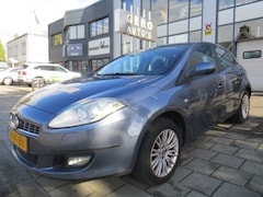 Fiat Bravo - 1.4 Dynamic 5 deurs, airco, lmv , trekhaak inruilkoopje