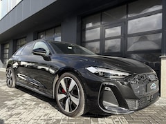 Audi A5 Avant - 2.0 e-hybrid quattro 367 pk S-line Competition