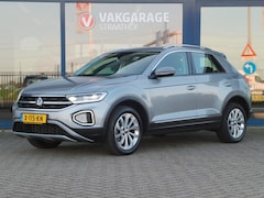 Volkswagen T-Roc - 1.5 TSI Business+, Trekhaak / Virtual Cockpit / Full LED / Camera + Sensoren / Carplay + A