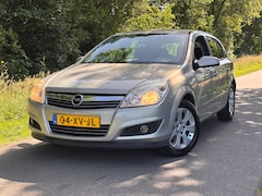 Opel Astra - 1.6 Temptation | Cruise + Airco Nu € 1.499,