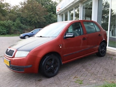 Skoda Fabia - 1.4-16V Creation Kan direct mee Apk 25-07-2027