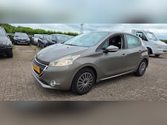Peugeot 208 - 1.2 VTi Access Airco Apk 04-2027