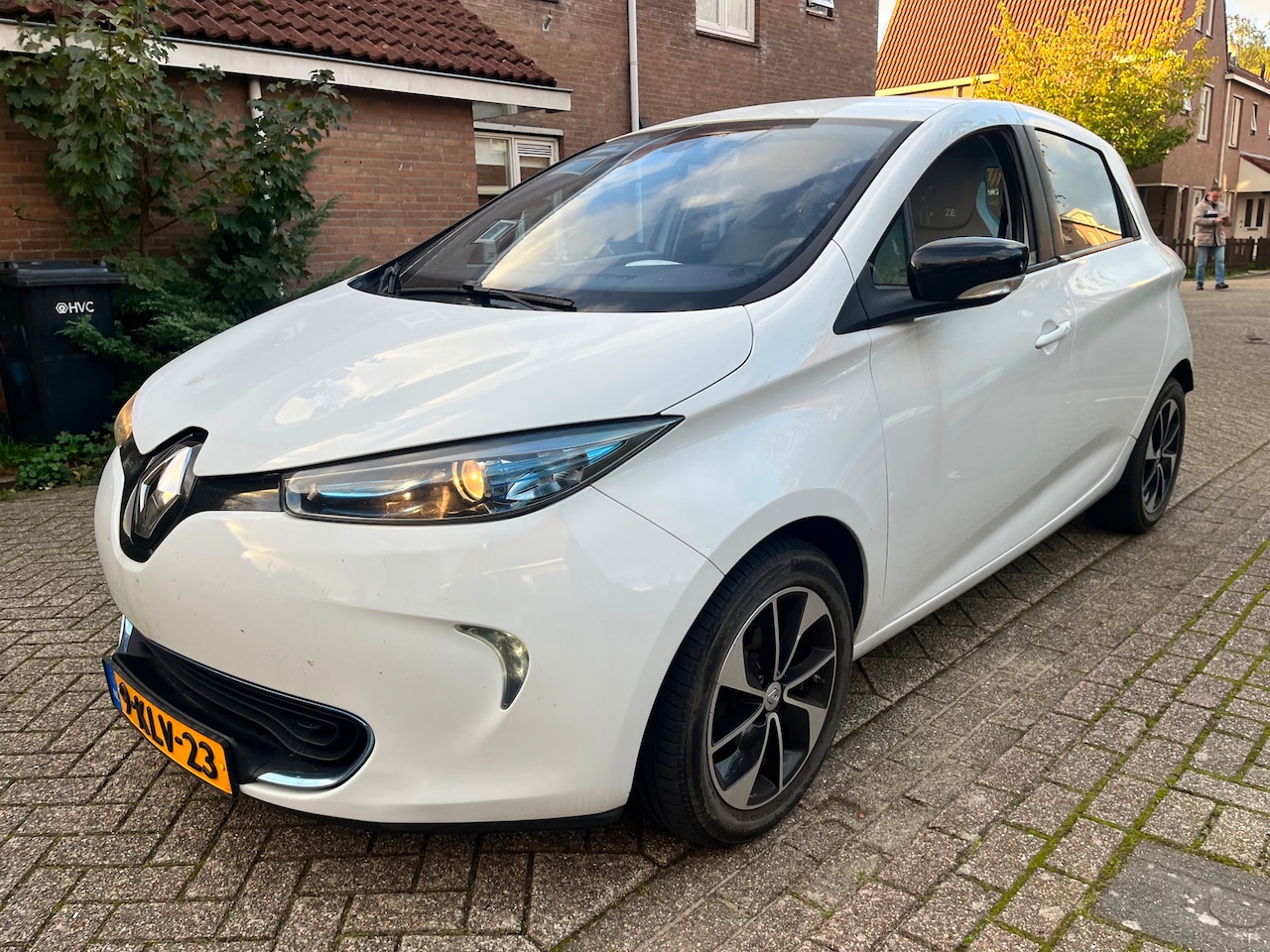 Renault Zoe - Q210 Zen Quickcharge / eigen accu - AutoWereld.nl