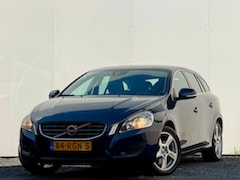 Volvo V60 - 2.0T Momentum | 2011 | Handgeschakeld |