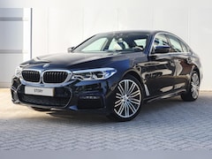 BMW 5-serie - 530e xDrive High executive M Sport Automaat / Comfortstoelen / Comfort Access / Achteruitr