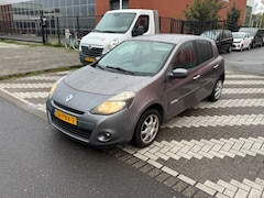Renault Clio - 1.2 Authentique | Inruilkoopje | APK tot 13-02-2027 | Zie omschrijving