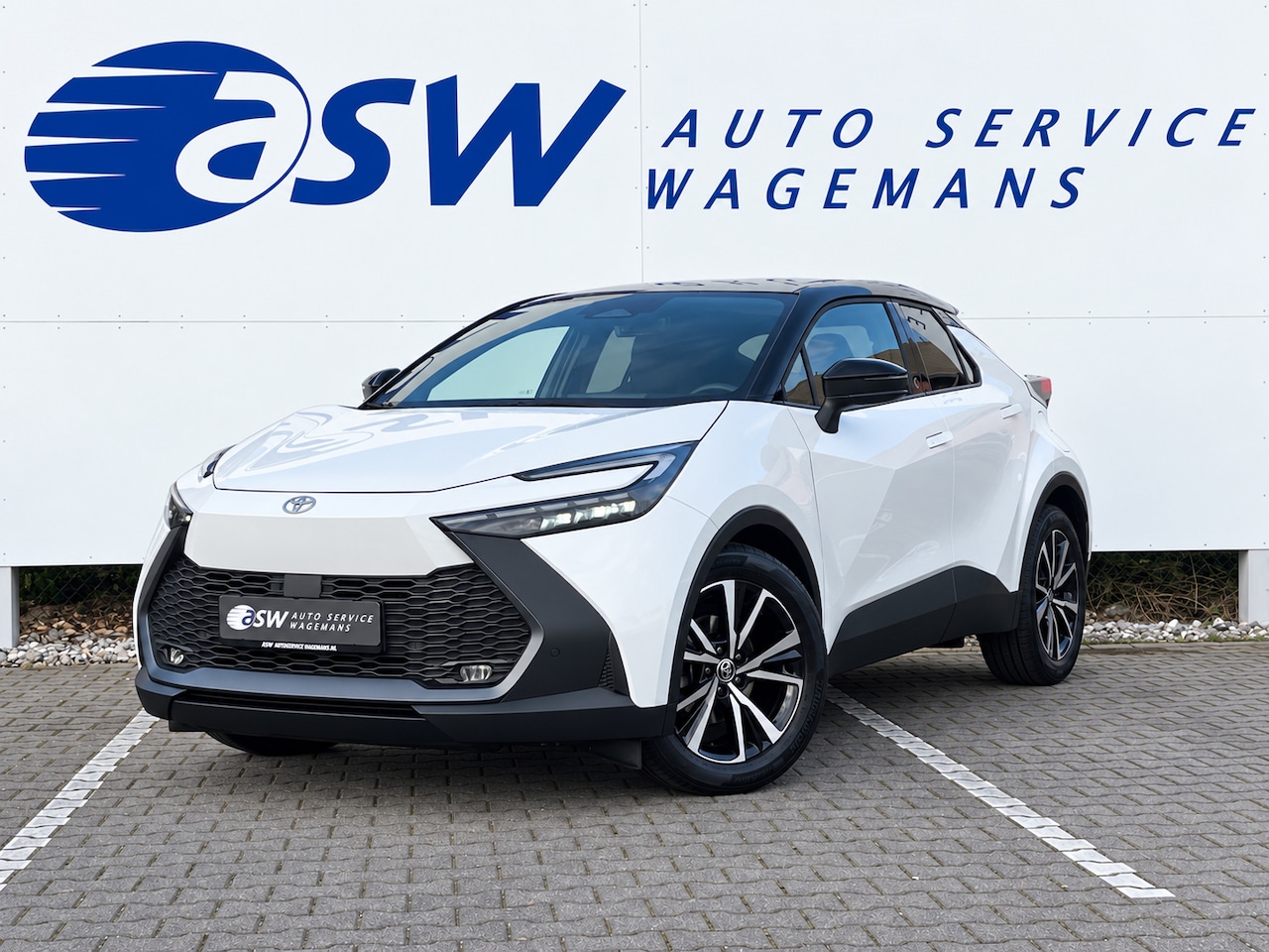 Toyota C-HR - 1.8 Hybrid 140 Team D | LED Matrix | Camera | Winter Pakket - AutoWereld.nl