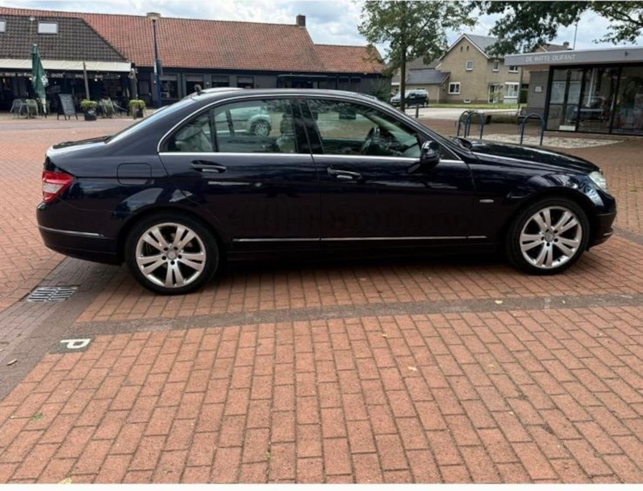 Mercedes-Benz C-klasse - 180 CGI BlueEFFICIENCY Business Edition Elegance 180 CGI BlueEFFICIENCY Business Edition Elegance - AutoWereld.nl
