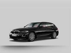 BMW 3-serie Touring - 330e High Executive | Achteruitrijcamera | Glazen panoramadak | Head-Up Display | Elektris