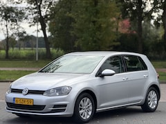 Volkswagen Golf - 1.4 TSI Comfortline | Navigatie | Climate Control | Dealer onderhouden