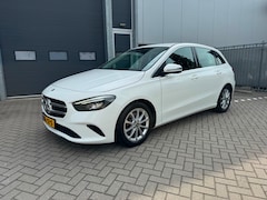 Mercedes-Benz B-klasse - 220 4MATIC 4WD Premium, LED, Navi, Camera, Etc