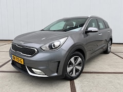 Kia Niro - 1.6 GDi Hybrid First Edition Clima - adapt cruise - carplay - LED - NAP - trekhaak - navi
