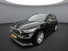 Skoda Enyaq iV - 60 Selection / Navigatie / App connect / Camera / Parkeersensoren V+A / Lichtmetaal 19 inc