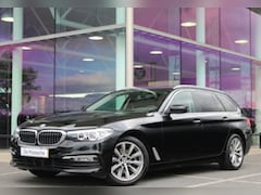 BMW 5-serie Touring - 520i High Executive Automaat / Achteruitrijcamera / Active Cruise Control / Stuurverwarmin