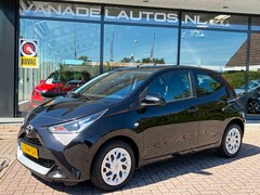 Toyota Aygo - 1.0 VVT-i x-play 5Drs 1e Eig Airco Camera Bluetooth NL-Auto NAP