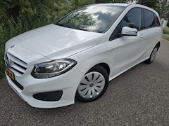 Mercedes-Benz B-klasse - 220 d Ambition/Dealer onderhouden/ 1e eig