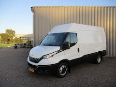 Iveco Daily - 35C18 3.0 L2 H2 Automaat Navi Airco 3500 KG trekgewicht