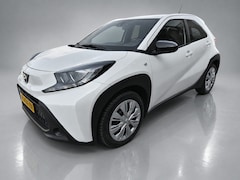 Toyota Aygo X - 1.0 VVT-i MT Play | carplay | camera
