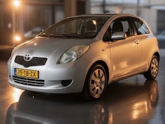 Toyota Yaris - 1.3 VVTi Sol MMT-automaat-airco-elek ramen