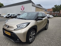 Toyota Aygo X - 1.0 VVT-i S-CVT Envy | LM-velgen 18" | Keyless entry en start | Stoelverwarming