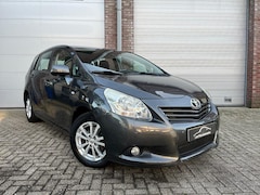 Toyota Verso - 1.8 VVT-i Business 7p. Navi/Pano/Trekhaak/nieuwe koppeling/Garantie