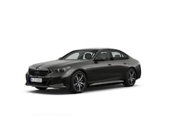 BMW 5-serie - 530e M-Sport Pro | Panorama | Trekhaak