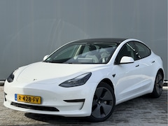 Tesla Model 3 - BWJ 2022 | 283PK Standard RWD Plus 60 kWh | PANO DAK | LEER | CLIMA | STOEL&STUUR VERW | C