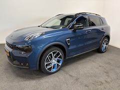 Lynk & Co 01 - 1.5 261pk AUT7 PHEV 70km Elec Pano/ Adapt./ 3.60 Camera/ Dig. Dashboard/ Stoelverw