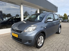 Daihatsu Sirion 2 - 1.3-16V 100th Anniversary Airco Lichtmetalen velgen