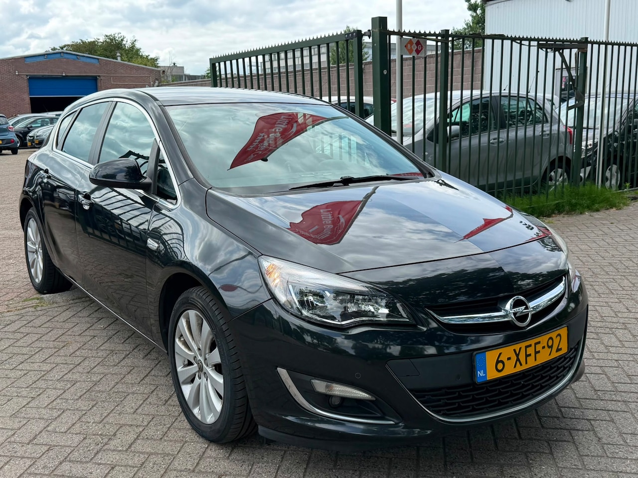 Opel Astra - 1.4 Turbo Sport 1e eigenaar achteruit camera navigatie parkeer sensor cruis control cv op - AutoWereld.nl
