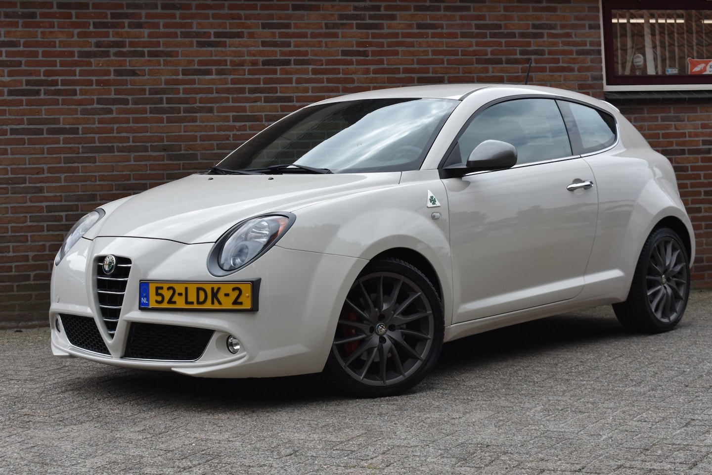 Alfa Romeo MiTo - 1.4 T Quadrifoglio Verde '10 Navi Clima Leder Cruise Inruil mogelijk - AutoWereld.nl