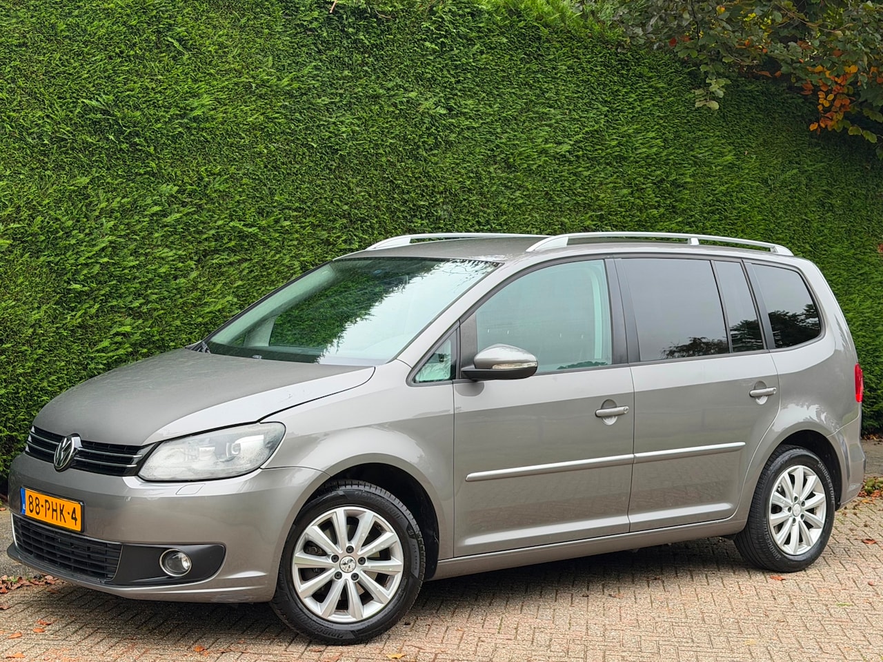 Volkswagen Touran - 1.2 TSI 7p. RIJDTSUPER/LAGEKM/LEER/XENON - AutoWereld.nl