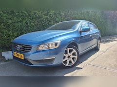 Volvo V60 - 2.0 D4 Momentum
