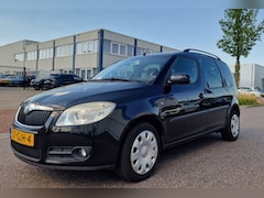 Skoda Roomster - 1.4-16V Style AIRCO CRUISE TREKHAAK 2 X SLEUTELS