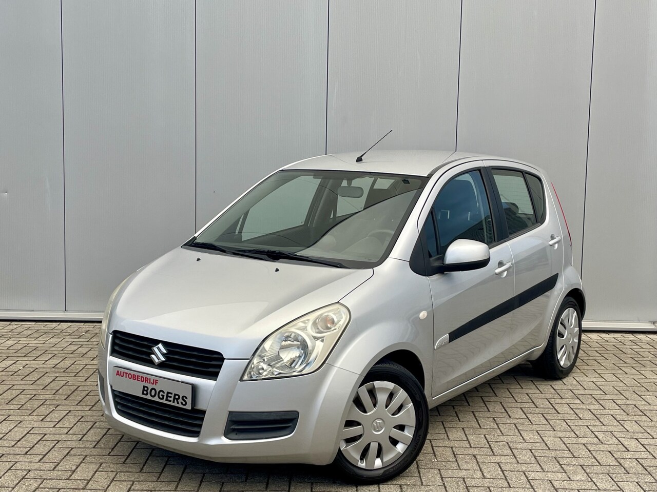 Suzuki Splash - 1.0 VVT Comfort Airco, Radio CD, Trekhaak - AutoWereld.nl
