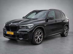 BMW X5 - xDrive45e High Executive M-Sport | Panoramadak | Trekhaak | Comfortstoelen | Parking Assis