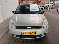 Ford Fiesta - 1.3 Ambiente