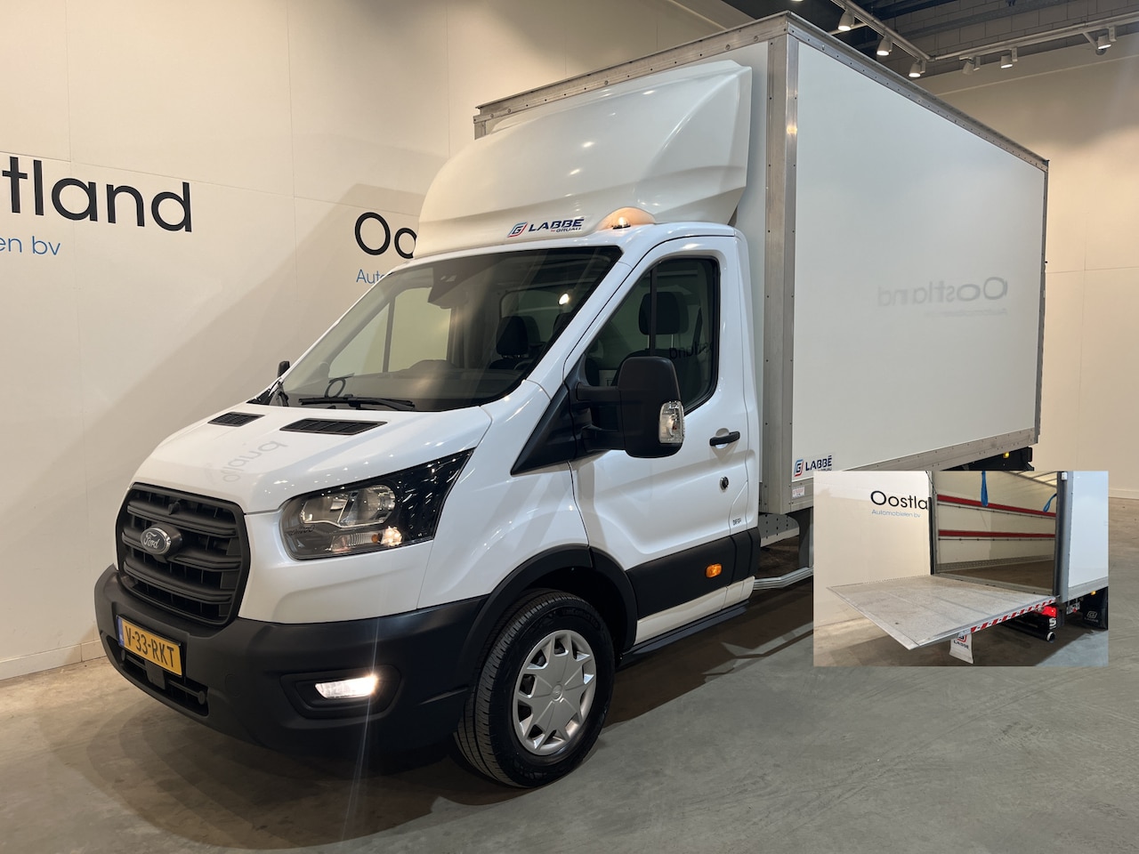 Ford Transit - 350 2.0 TDCI L4 Trend 130 PK RWD Bakwagen / Laadklep / Meubelbak / Euro 6 / Airco / Cruise - AutoWereld.nl