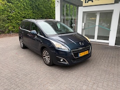 Peugeot 5008 - 1.6 THP Allure|7pers|Pano|Trekhaak|PDC|NAP