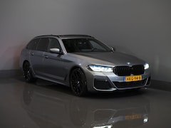 BMW 5-serie Touring - 530e Hybrid 292 pk/ M-Sport & Shadow pak/ Garantie/ Onderhoud/ Pano/ Laser/ HUD/ H&K/ Leer