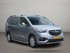 Opel Combo - 1.5D 130pk L2H1 Innovation - Trekhaak - Achteruitrijcamera - Navigatiesysteem - Dodehoekde